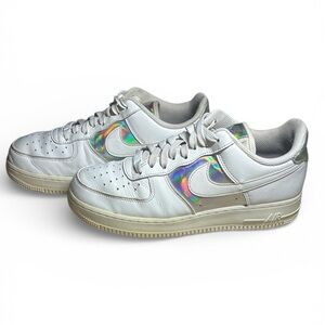 Men’s 10 Nike Air Force 1 Low CJ9704-100 'White Iridescent' Silver